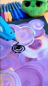 Acrylic painting hack with hot glue gun! 🎨✨#art #painting #gluegun #shortsfeed #viralshort