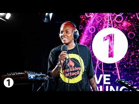 Arlo Parks - Stateside (PinkPantheress cover) in the Live Lounge