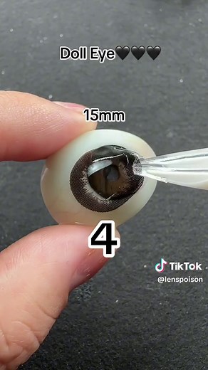 Best Contact Lenses for Cosplay and Doll Eyes