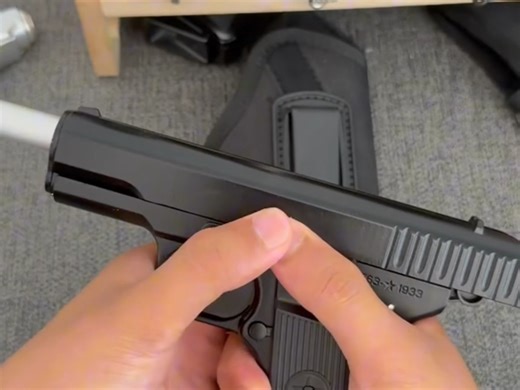 TT-33大黑猩猩 全形成空仓挂机玩具 有点不敢相信这是玩具！