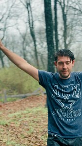 rainy day, NO PROBLEMMM 🔊🏹⛲️💚 He sho nuff switched it up again. new single #NOPROBLEM out 4/11! :)#nashville #newcountry #didhankreallydoitthisway Thank you to my little man for trooping through me making this for 3 hours haha♥️ | Sam Williams