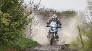 2017 BMW R1200GS Review – Old vs. New Off-Road Test