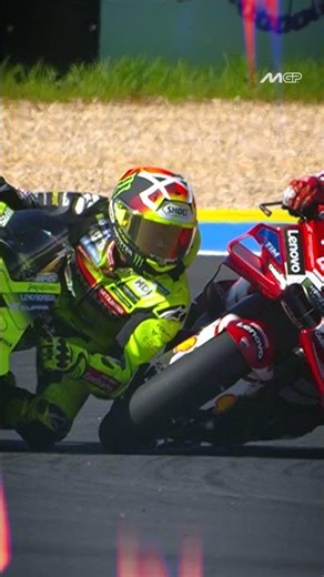 Diggia and Marc elbow-to-elbow! 🔥