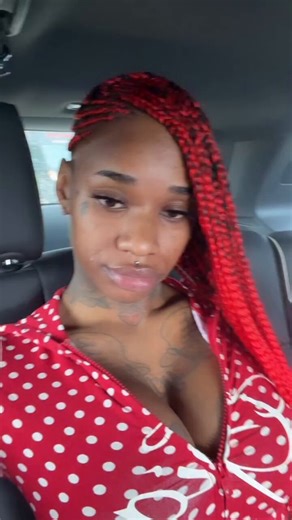 Sexyy Red is just mad Megan aired her.She used to be in Megan’s likes and comments, on twitter manifesting a collaboration. After Megan paid her dust she unfollowed Megan and started posting #FreeT0ry & shading Megan.Now she’s fighting herself as the Barbz hype her up due to their hatred for Meg while refusing to support her new album smh