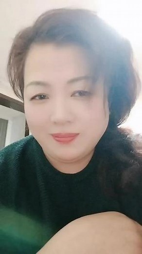 肚子疼欧，睡不着，赶紧拍个抖音打打岔，#浑身没劲怎么办