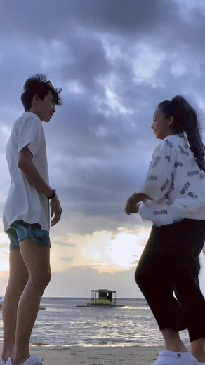 Hand Sign TikTok Trends for Couples | Couple Dance & Travel Hand Signs