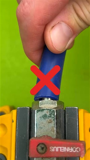 Choosing the right tool makes all the difference! 🔧🚫 #ToolTips #WorkSmart | Judith Brena