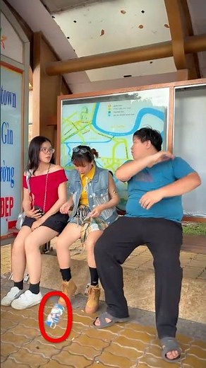 Comedy Skit: Unexpected Bus Stop Encounter | Hilarious Prank Moment #colortran #shorts