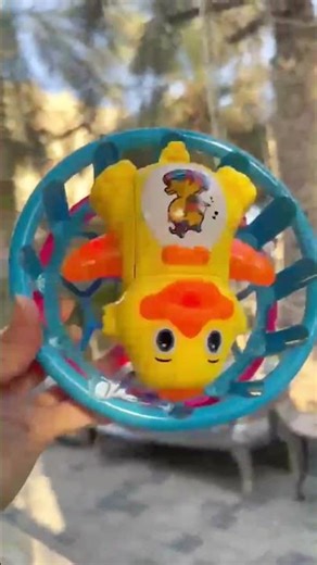 GO ROUND & ROUND DUCKY 🤭#trending #duck #toys #shorts
