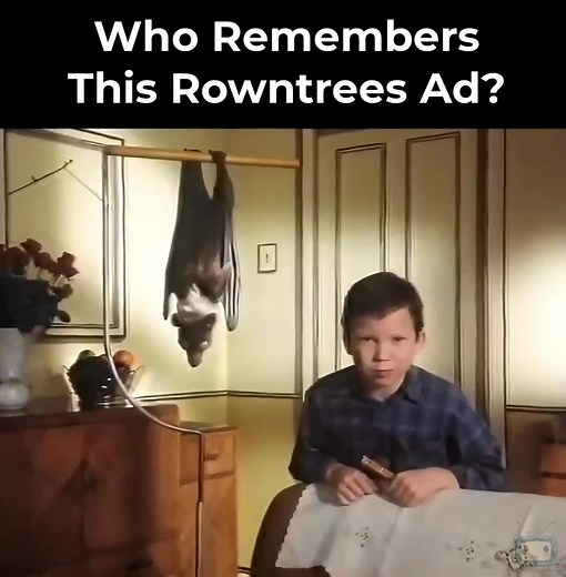 Back in the 70s and 80s, Rowntree’s Fruit Gums adverts were some of the quirkiest and most memorable on British TV. Bright, catchy, and often a little odd, they stuck in people’s minds – but behind the fun there were plenty of strange details that most viewers never knew. Some of the early ads used giant papier-mâché sweets as props. They looked magical on screen, but in reality they were so flimsy that crews had to patch them up with glue and paint between takes. The voiceovers were another sec
