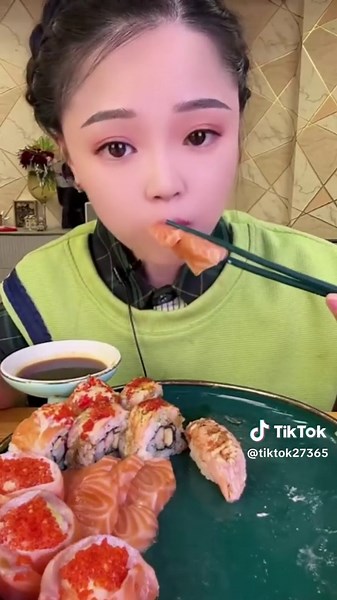 #mukbang #mukbangvideo #eating #delicious #deliciousfood #mukbangeatingshow #mukbangasmr #asmrmukbang #tiktokfood