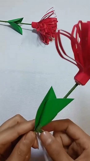 How to make beautiful paper flowers #diy #handmade #craft #flowers | Craft Home