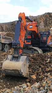 125K views · 1.8K reactions | You can still read about this Doosan DX800LC in one of the previous editions of the magazine, which is available for free over on the Awesome Earthmovers website | Awesome Earthmovers | Facebook