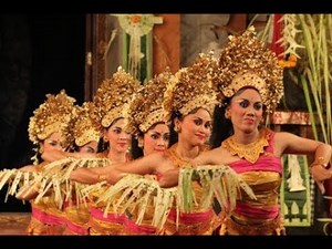Tari Pendet Dari Bali (Pendet Dance From Bali)