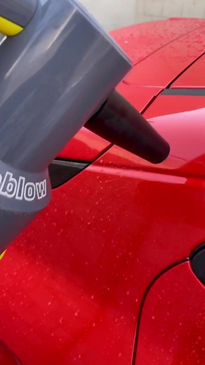 Dry your ride like a pro with the ProBlow High Flow Professional Blower!💨The ProBlow is an extremely powerful and super convenient handheld blower that allows you to blow water out of hard-to-reach places. The intense stream of air knocks off standing water from hard-to-reach areas to allow for an easy clean-up and the convenience of knocking off every last drop of water after your wash.Have you picked up your ProBlow yet?