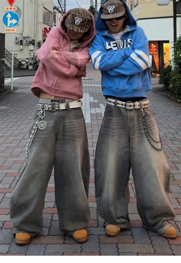 お揃いコーデで異なるムードを楽しもう