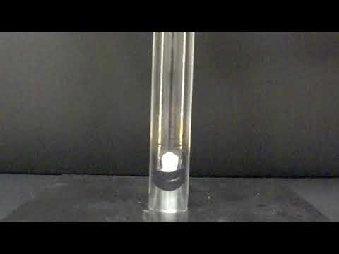 ドライアイスの相転移（Phase Transition of Dry Ice）