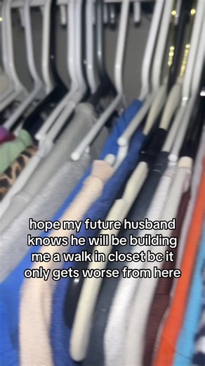 Building the Ultimate Walk-In Closet Design