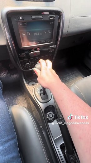 Duster 2.0 2013: Luxo e Conforto por R$49.900