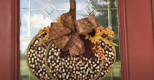 Autumn Pumpkin Splatter Screen Wreath