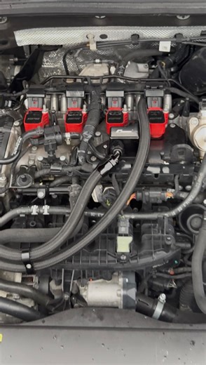 Diego Treze on Instagram: "Cambio de distribución por cadena y revisión de mi golf gti 7 performance ✅. Gracias a Álvaro por el trato en @m2.motor muy recomendables en madrid . ✅ Video nuevo en youtube . 🫡 #distribucionporcadena #golfgti7 #coches"