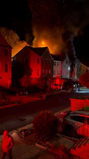 18K views · 454 reactions |   An excellent pre-arrival video of conditions at a townhouse fire in Northern Virginia. As a first arriving unit (engine, truck, or special), what would your initial plan or considerations be?  Credit: Tisha Lewis Fox 5 // Jeff Barker #fire #firedepartment #firefighter #firefighters #fireman #firemen #responding #firetruck #workingfire #TailboardLeadership | Tailboard Leadership | Facebook