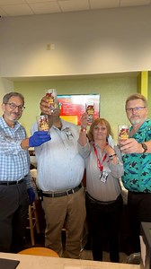 It’s time for our $5,000 Jackpot PARTY Drawing from 6PM-10PM! August Jackpot winners, bring your invitation and stop by Player Services to claim your free gift - like this special Red Mile Jackpot Glass!⭐️ | Red Mile