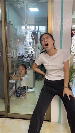 Fortunately I reacted quickly and ran out in time#shortsvideo #funny