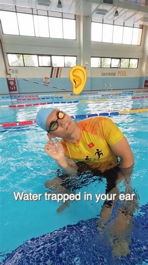 Got water stuck in your ear after swimming or showering? Don’t worry! In this video, I’ll share some simple and safe tricks to get rid of trapped water, including a little-known method where adding a few drops of clean water can actually help push the stuck water out. ⚠️ Note: If you feel pain, ringing, or hearing loss after water gets into your ear, please see a doctor. This channel is created to share experiences and guide you to learn swimming easily and effectively. Swimming is not only an e
