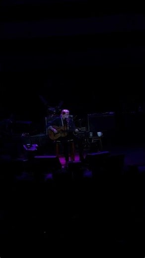 Willie Nelson performing Always On My Mind at Xfinity Center #willienelson #willienelsonvibes