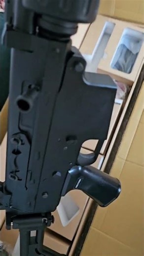 iGUN Review: CYBERGUN VFC FN FNC Para GBB Poland Mar 2026