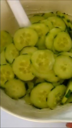 SOUR CREAM CUCUMBERS 🥒 Healthy & Yummy 😋 #food #vegetables #recipe #tutorial