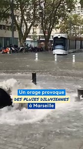 Des pluies diluviennes s’abattent ce 04 septembre à Marseille, provoquant des inondations. 🎥 P. Vaireaux #orage #inondation #météo #marseille | France 3 Provence-Alpes