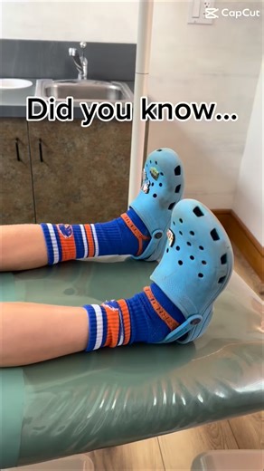 Wait… kids can get Invisalign?! 👀 Yup! Here’s what parents should know ⬇️ Gentle, comfortable, and no metal brackets. Easier to clean, easier to wear, easier for kids. Early orthodontic care = easier future smiles 😁💙 Ask us how early orthodontics can help your kiddo’s smile! #invisalign#dentist#kids#smile#boiseidaho | High Desert Dental