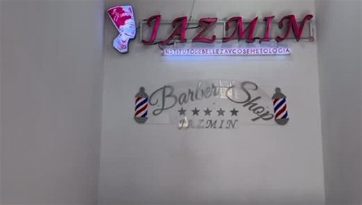 Sabías que…. La aplicación de extensiones con microchip se refiere a un método de colocación de extensiones de cabello que utiliza un microchip o un pequeño conector para unir las extensiones al cabello natural. Este método es conocido por ser rápido, seguro y duradero. El microchip se utiliza para sujetar la extensión al cabello, creando un enlace fuerte y discreto. | Estilismo y Cosmetología Instituto Jazmín Zacatecas | Facebook