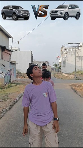 Toyota Fortuner 🆚 Ford Endeavour 😱 Kaun Jeetega? Vote Now! 🔥 #shorts