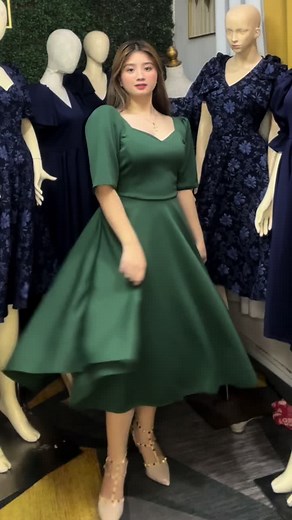 Emerald Green Church Dress Outfit Ideas for Women