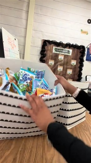 Is it snack time yet? 😋 Come along with Ms. Bell as she restocks her snack closet for her students! "Big thank you to @DonorsChoose and all the donors that helped fund this project." - Ms. Bell | DonorsChoose