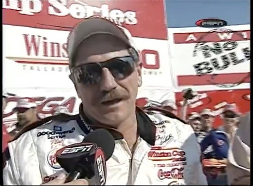 October 2000 at Talladega Superspeedway — Dale Earnhardt delivers one of NASCAR’s greatest drives ever. Starting deep in the field late, “The Intimidator” slices through traffic in just five laps, going from 18th to first to win the Winston 500 and capture the $1 million Winston No Bull bonus. A masterclass in drafting, timing, and pure racing instinct. #DaleEarnhardt #Talladega #NASCAR2000 #Intimidator #Winston500 #NASCARHistory #StockCarRacing #NASCARThrowback #LastToFirst | Chris Clark Sports