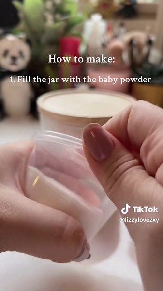 How to Make Your Own Dusting Powder at Home