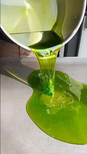 Sour Apple Candy 🍏🍭 #candymaking #asmr