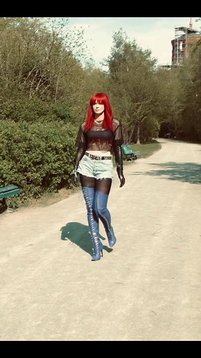 Exploring Berlin Kreuzberg in Stylish Blue Leather Boots