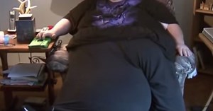 Man with huge swollen testicle finally raises enough money for surgery