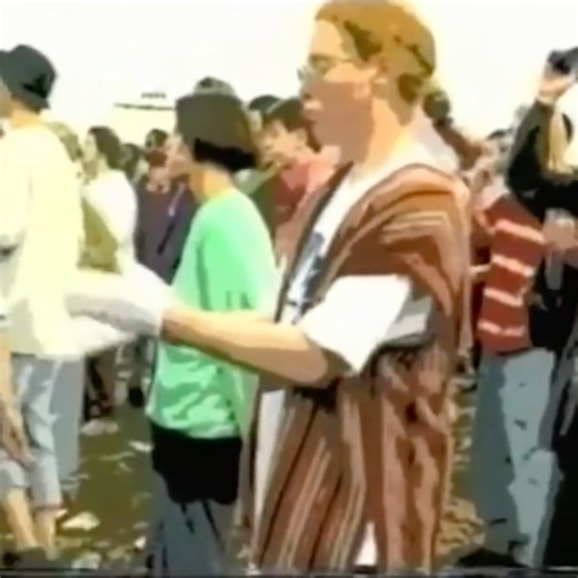 Classic '90s rave festival 🕺 | DJ Mag