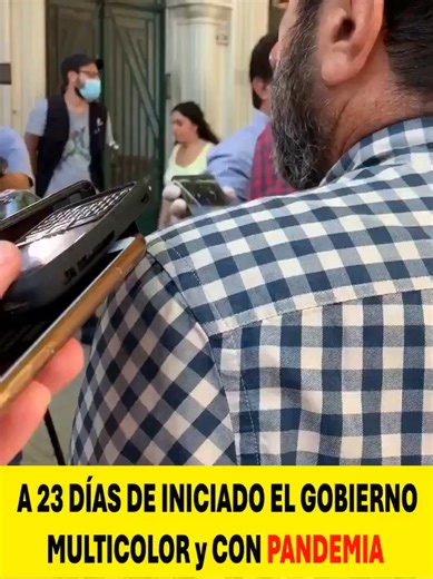 Ya casi van 6 años desde aquel día. A 23 días de iniciado el gobierno #multicolor, y con #pandemia, el #FAPIT convocó a una caceroleada y apagón. Los de