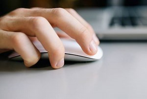 Kondom, kit ujian kehamilan laku keras waktu PKP - Kajian iPrice Group