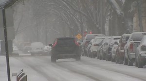 Edmonton mulls more snow removal funds to clear sidewalks and bus stops