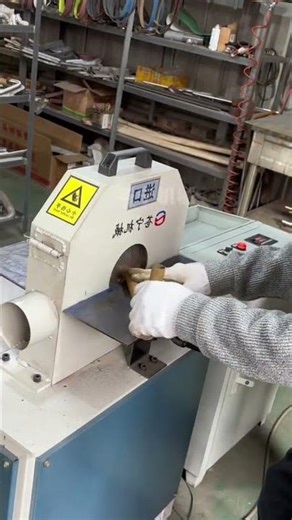 suymmetrical grinding of both sides of the parting line of the hardware tools,#welding#machine