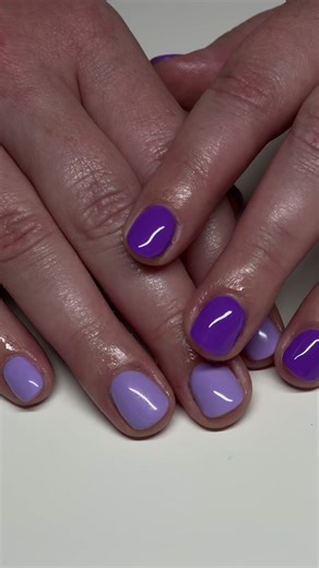 Purples 💜 Use code: NAILVHOLIC to save with @dndgel ✨ DC #260 Electric Purple (darker purple) DC #2532 Lavender Haze (lighter purple) #thenailvholic #dndgel #dndgelpolish #dndaffiliate