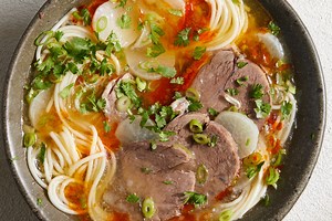 Lanzhou-Style Beef Noodle Soup Takes 4 Hours To Make—And You Can Taste It